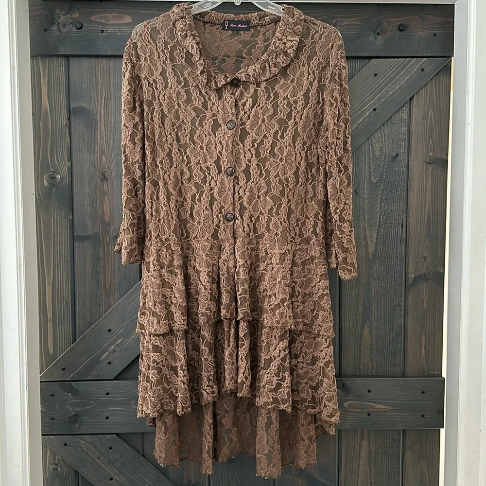 Custom Top🤎 - Picture 1 of 2
